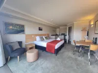 Hotel Lake Brunner Hotel a 