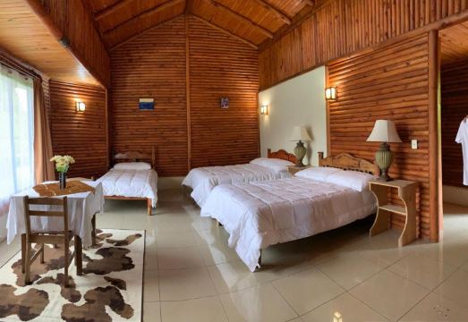 Albergue Pozo Verde - Housity