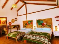 Café Madame Hotels in Ayampe