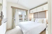 Host & Stay - Butterfly Lodge - bar