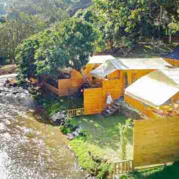 Morning October Hotel Exterior