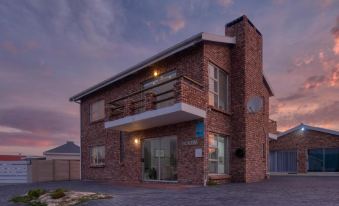 Land's Edge Eco Friendly Cottages and Apartments