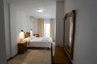 Hostal Residencia Pasaje Hotels near Bodegas Bocopa