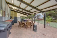 Econo Lodge Savannah Park Tamworth Hotels in Hillvue