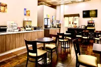 Best Western Plus Suites Hotel - Los Angeles LAX Airport - bar