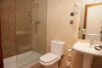 Hotel Izelai - 2 Sao