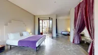 Villa Agapanthe Отели в г. 
