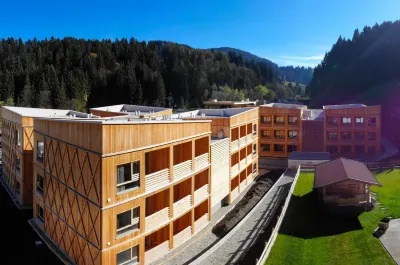 Tirol Lodge Hotels in 