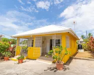 Adulo Apartments - parking