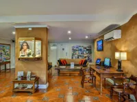 Moonlight Bay Suites Hotels in Broome