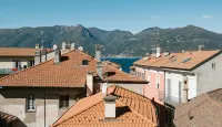 Charming Moment di Villa Porta - Residenza Felice Hotels in Maccagno con Pino e Veddasca
