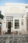 Karboni Hotel