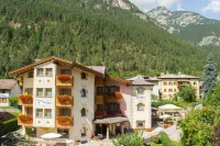 Hotel Genzianella Hotels in Predazzo