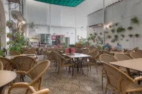 Los Patios - พร้อมอาหารเช้า