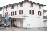B&B Luna Hotels in Seriate