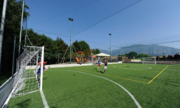 Awesome Apartment in Iseo BS with 2 Bedrooms, Wifi and Outdoor Swimming Pool - Housity