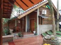 Peye Guesthouse Hotels near Stasiun Malang Kota Lama SS,MS