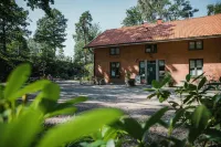 Teleborgs Slott Hotels near Biltema Växjö