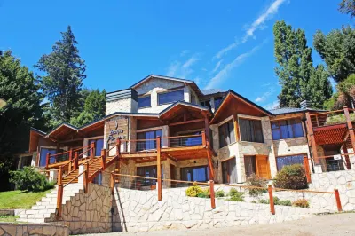 Bahia Paraiso Apart & Suites Hôtels à proximité de : Camping El Yeti