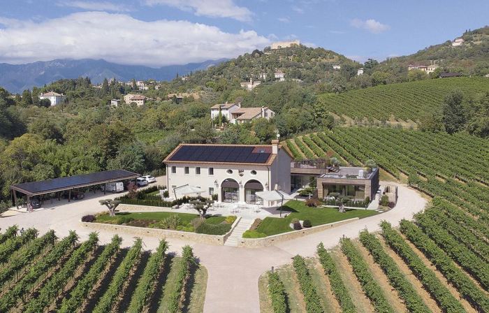 Progress Country & Wine House