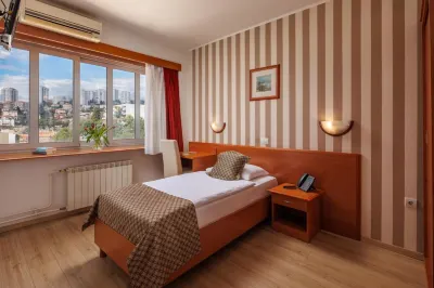 Hotel Neboder Hotels near Sablićevo Beach