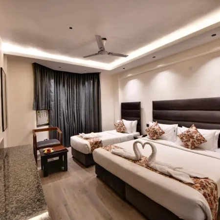 Click Sunburry Hotel Katra