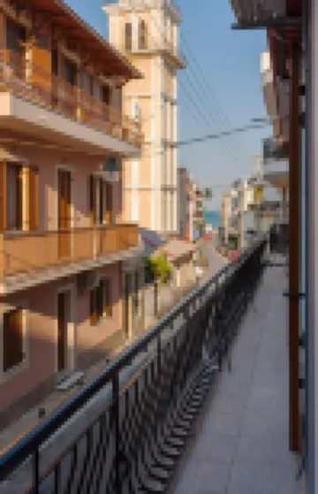 Metropolis Apartment - 150m from St Marcus Square, by ZanteWize