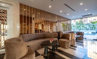 Awen Lara Hotel