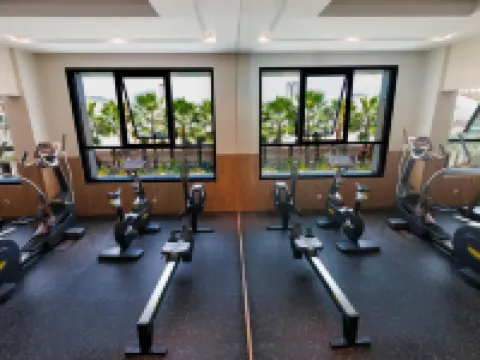 比布魯斯飯店 阿比讓住宿飯店