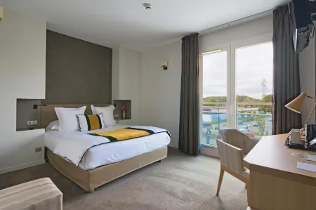 Konine - Hotel & Bar & Restaurant Отели в г. Монсо-ле-Мин