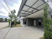 Bangna 4bedroom new house luxurious discount now -  Casas de vacaciones
