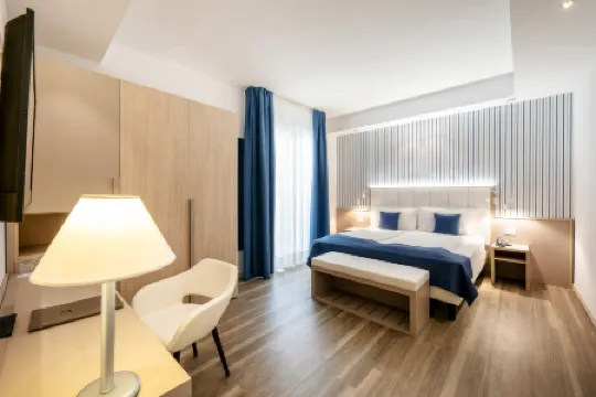 International Beach Hotel