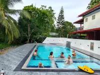 Peacock Villa Resort
