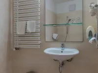 CE Plaza Hotel Hotéis em Siofoki
