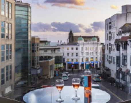 Q Square by Supercity Aparthotels