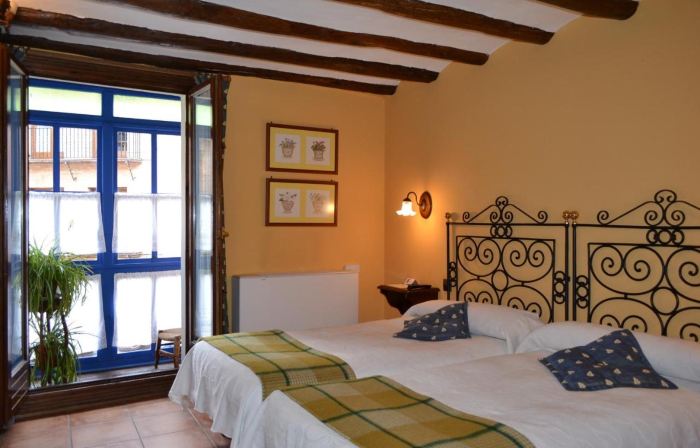 Hostal Santa Águeda