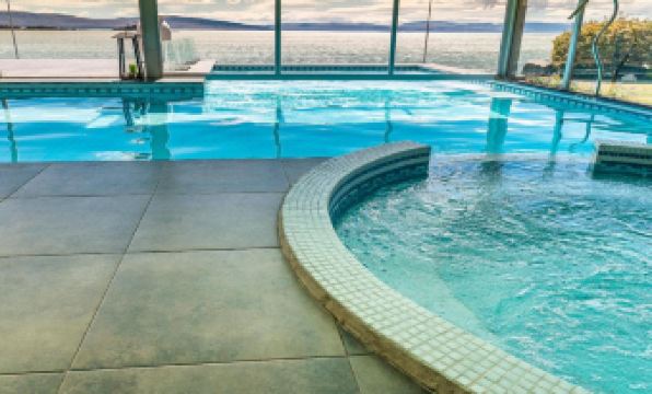 Xelena Hotel & Suites