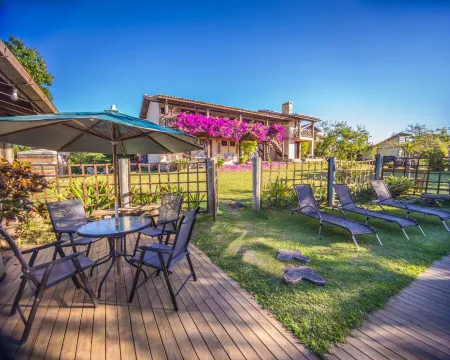 Pousada Capitão Cook, a 200 m do Centro, Amplo Estacionamento, Linda Vista