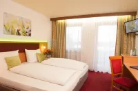 Hotel Seeblick & Ferienwohnung Hotels in Halfing