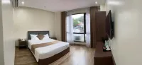 Cat BA Rosalia Hotel - マウンテンビュー