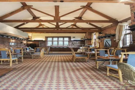 Himley Country Hotel Отели в г. Трисалл энд Сеисдон