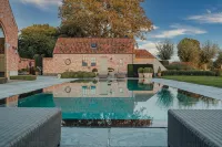Boutique Hotel De Brakelhoen Hotels in Horebeke