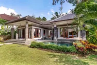 SUARA AIR LUXURY VILLA UBUD Hoteles en Bali