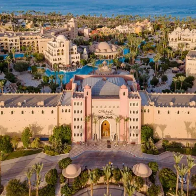 Makadi Palace - Couples and Families Only Отели рядом с достопримечательностью «риф отеля Prima Life Makadi»