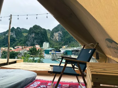 Hagiang-Holic Hotels in Dong Van