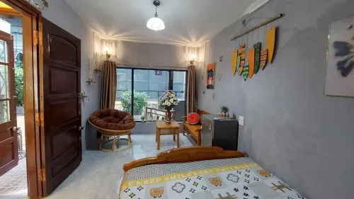 alley homestay Lieu Giai