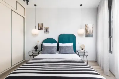 Jlm Rooftop Luxury Apartment Hotels near Between the Arches