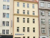 Residence 44 Hotels near Karlin
