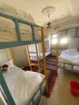 Blue Eye Hostel - Hostels