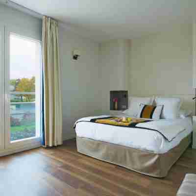 Les Suites - Konine 4 - Hotel & Bar & Restaurant Rooms